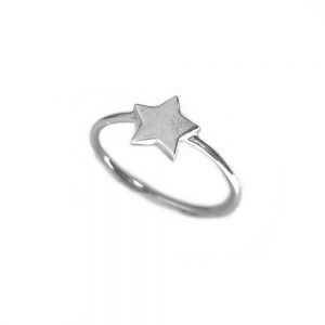 anillo plata estrella
